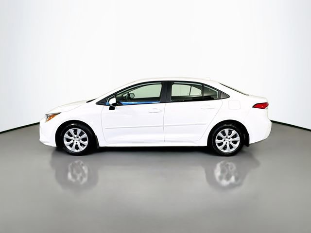 Used 2023 Toyota Corolla LE FWD image 5
