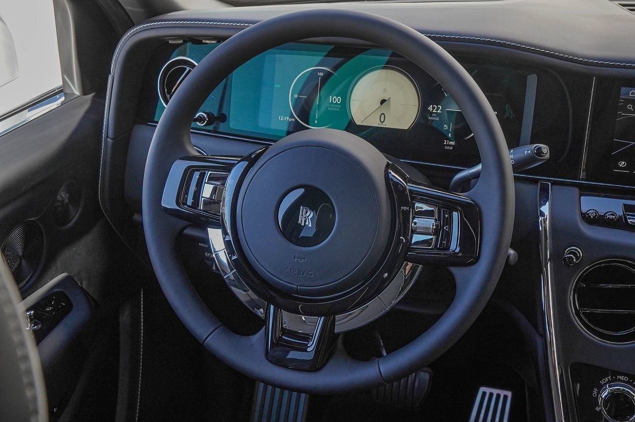 New 2026 Rolls-Royce Cullinan AWD/4WD image 37