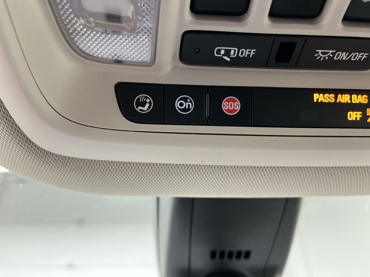 Certified 2023 Buick Enclave Avenir w/ Trailering Package, 5000 lbs. AWD/4WD image 32