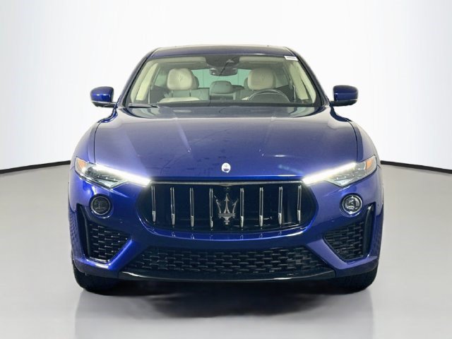 Used 2022 Maserati Levante GT AWD/4WD image 2