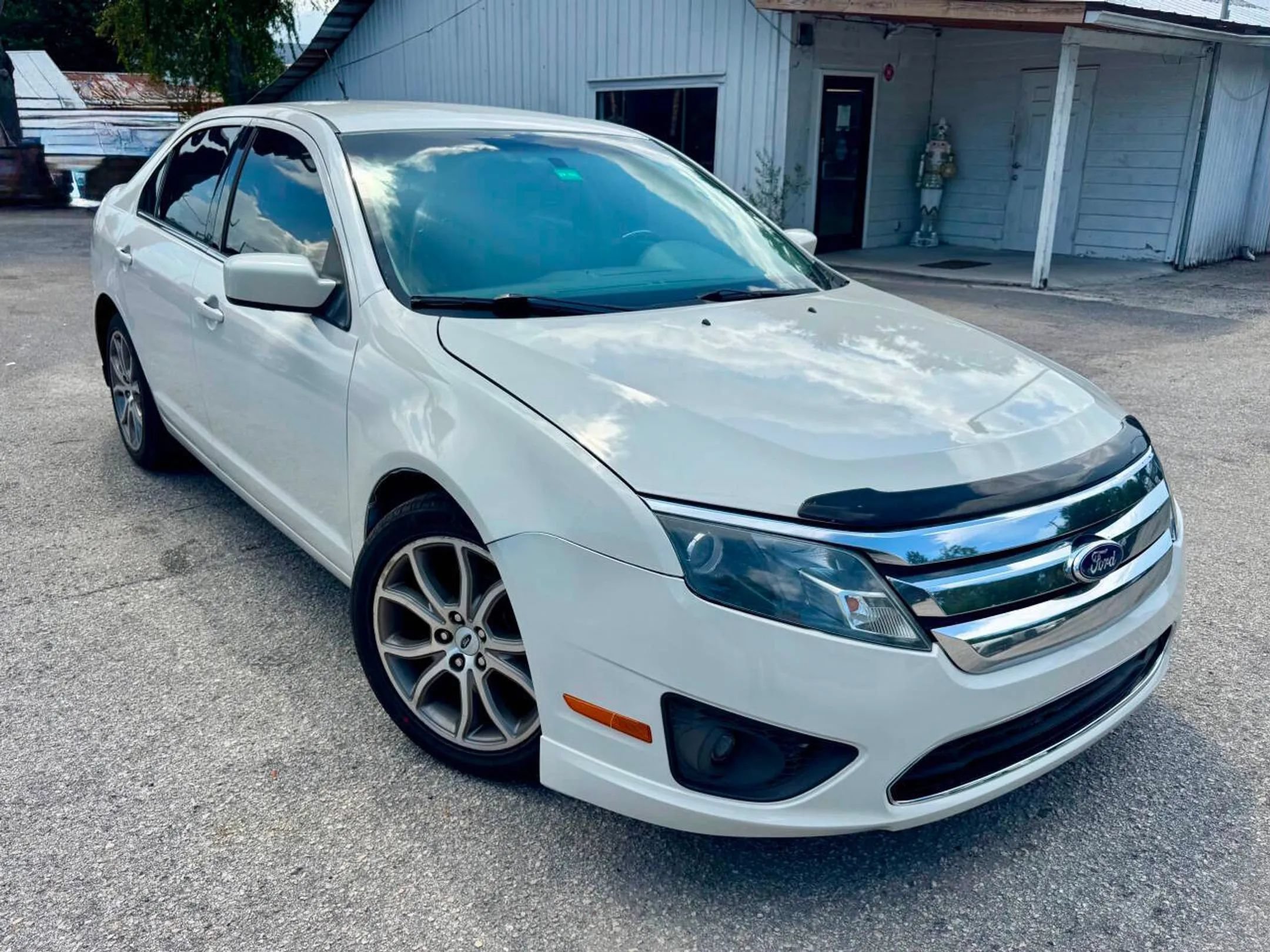 Used 2011 Ford Fusion SE w/ 201A Rapid Spec Order Code FWD image 9