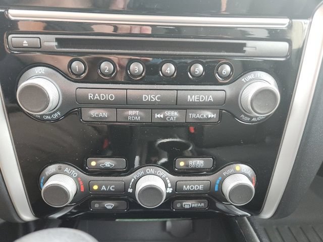 Used 2017 Nissan Pathfinder S FWD image 25