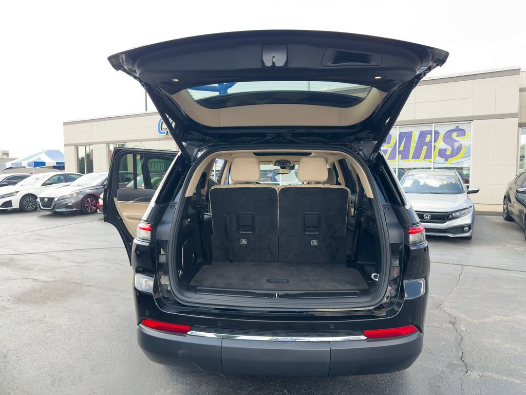 Used 2021 Jeep Grand Cherokee L Limited w/ Trailer Tow Group (B) AWD/4WD image 16