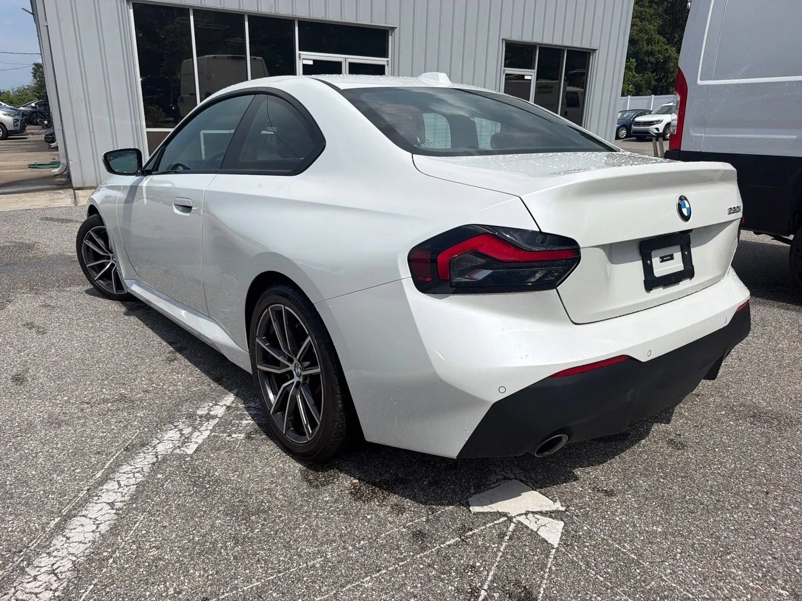 Used 2026 BMW 230i Coupe w/ Premium Package RWD image 9