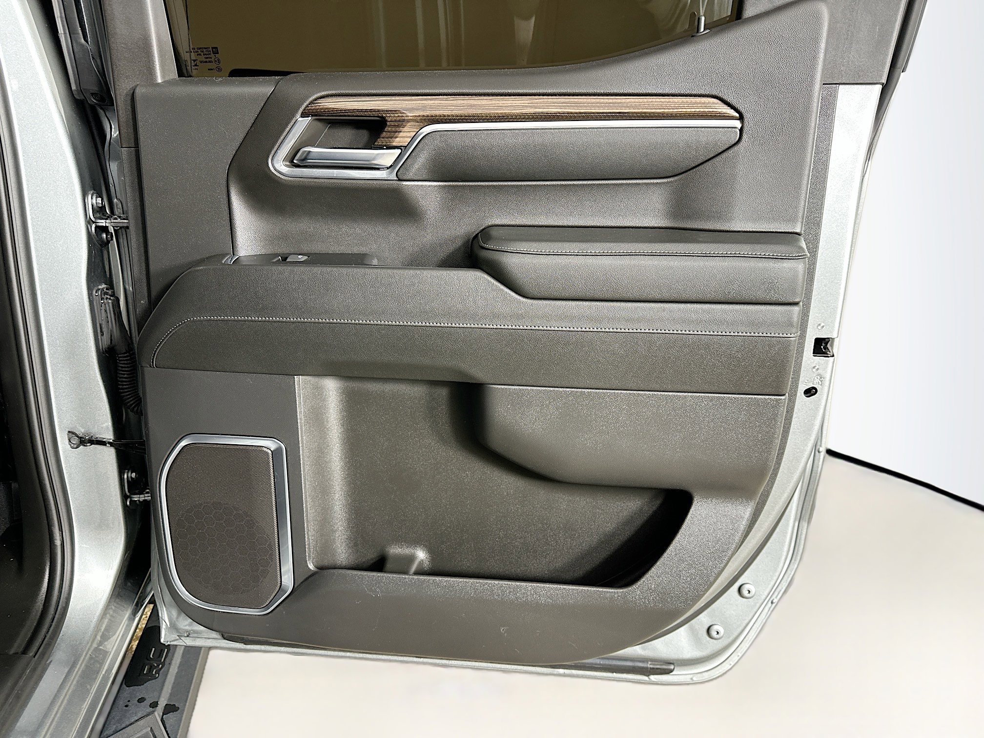 Used 2024 Chevrolet Silverado 1500 RST image 29