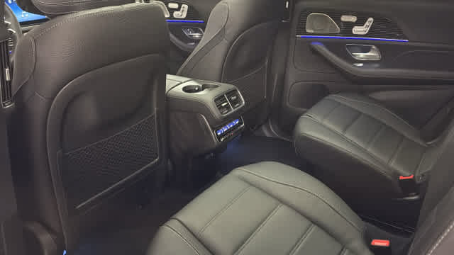 New 2026 Mercedes-Benz GLS 580 4MATIC image 29