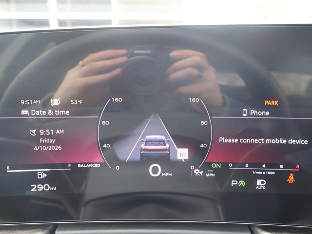 Used 2025 Audi Q5 Premium w/ Convenience Package image 13