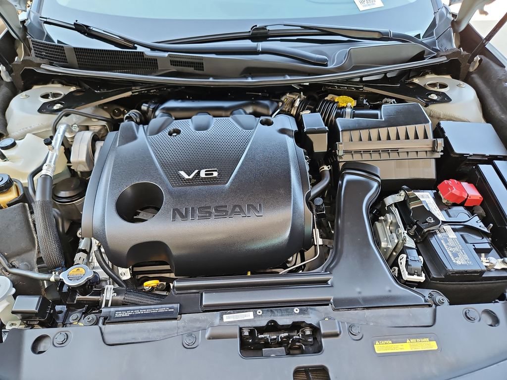 Used 2022 Nissan Maxima SV w/ Floor Mat Group FWD image 30