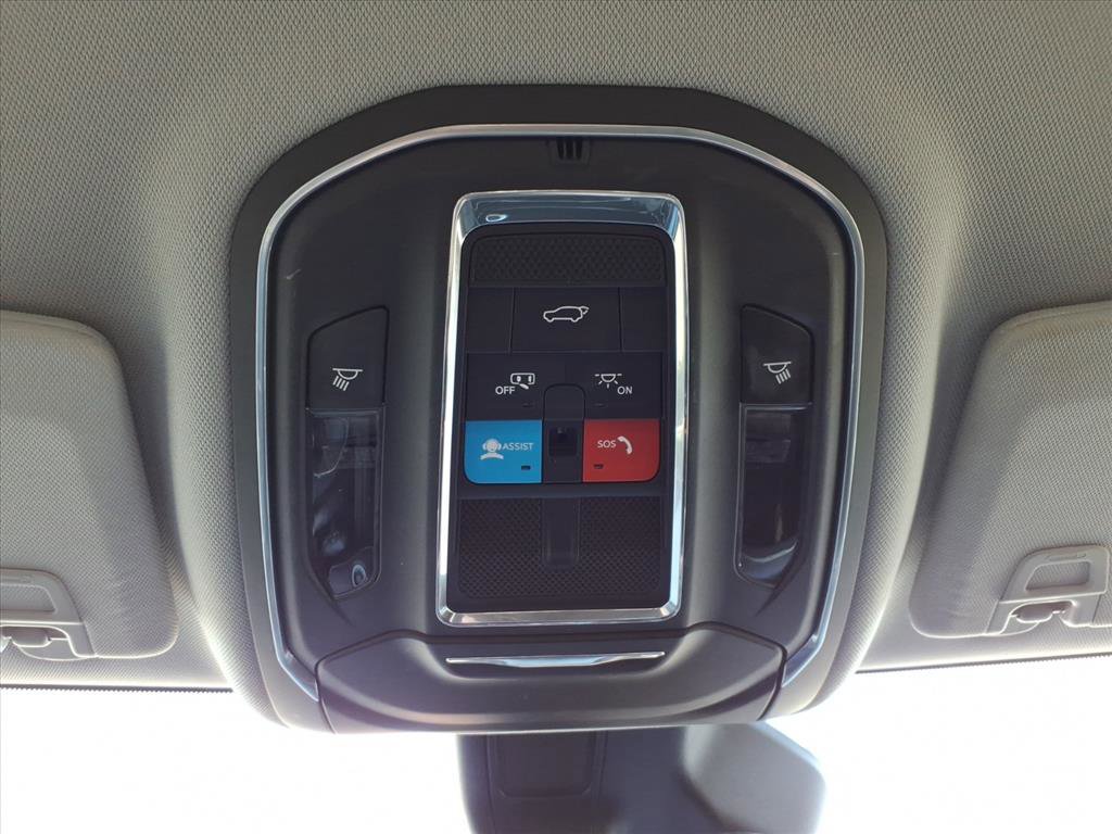 Used 2021 Jeep Grand Cherokee L Limited image 20