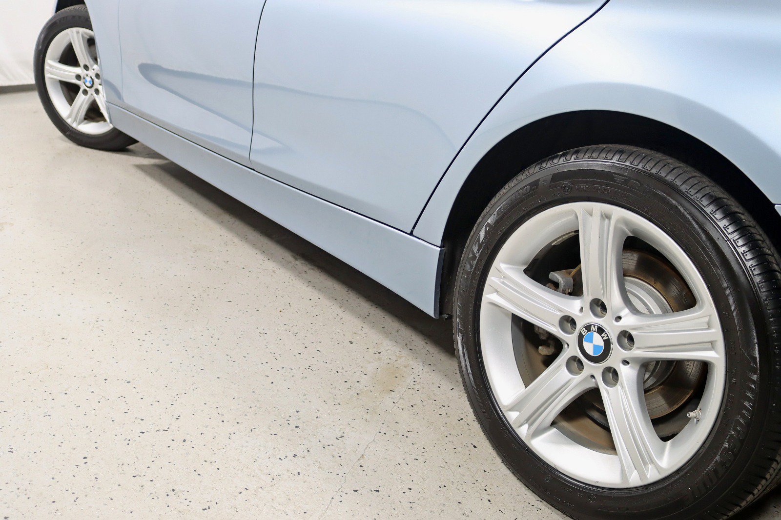 Used 2013 BMW 320i xDrive Sedan AWD/4WD image 12