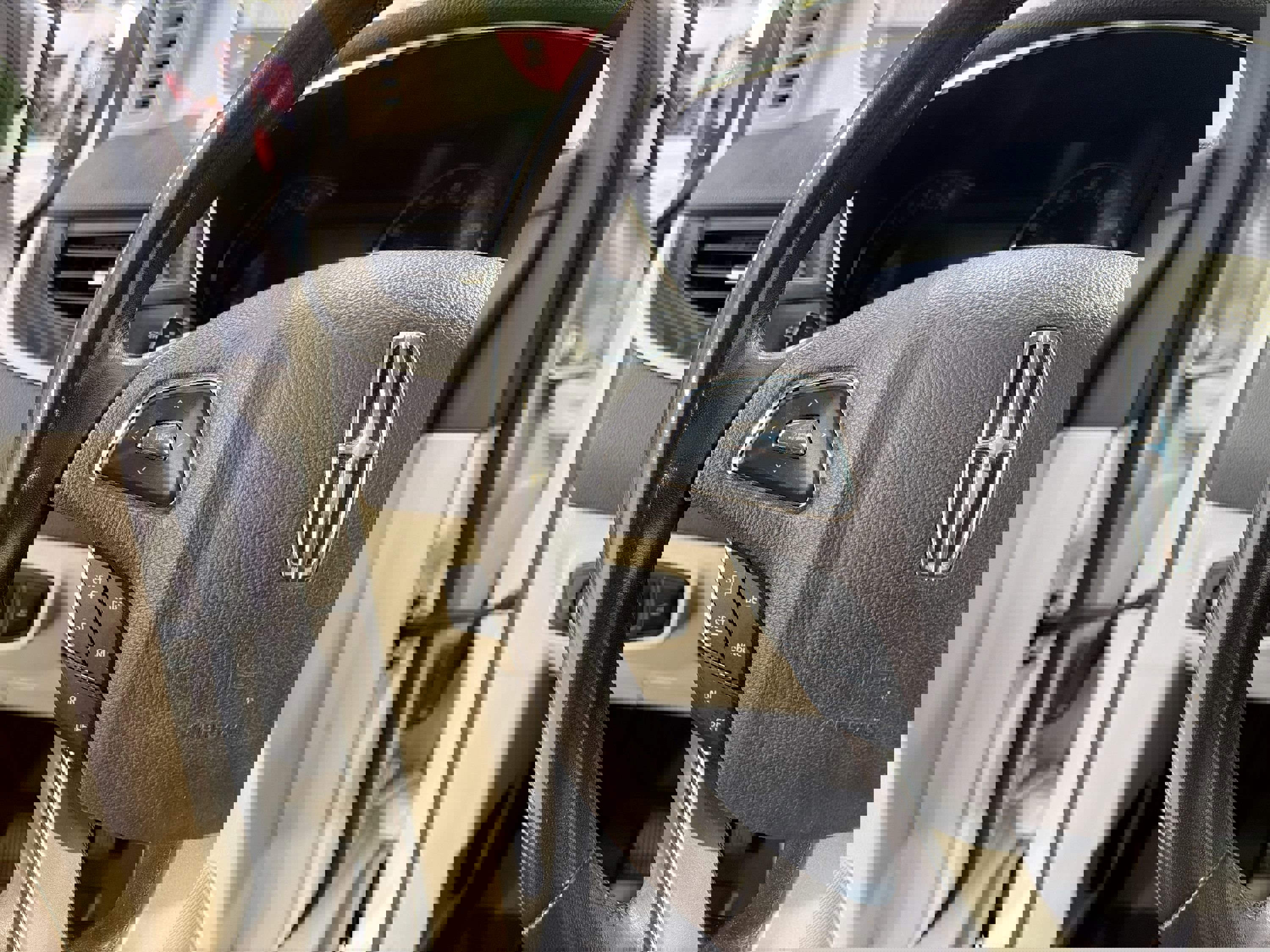 Used 2019 Lincoln MKC Reserve w/ MKC Climate Package image 14