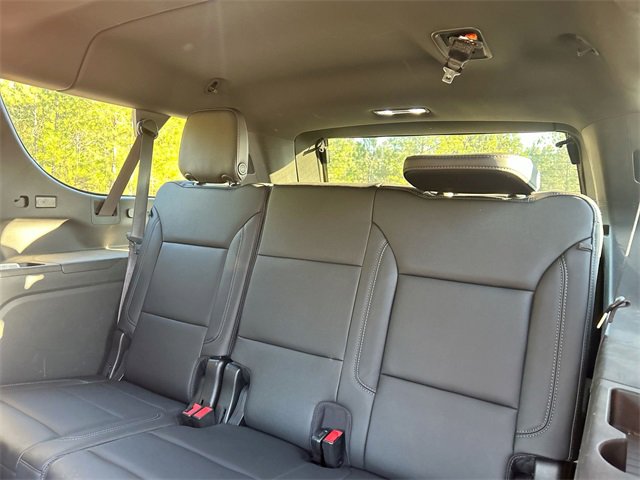 Used 2022 Chevrolet Suburban LT image 28