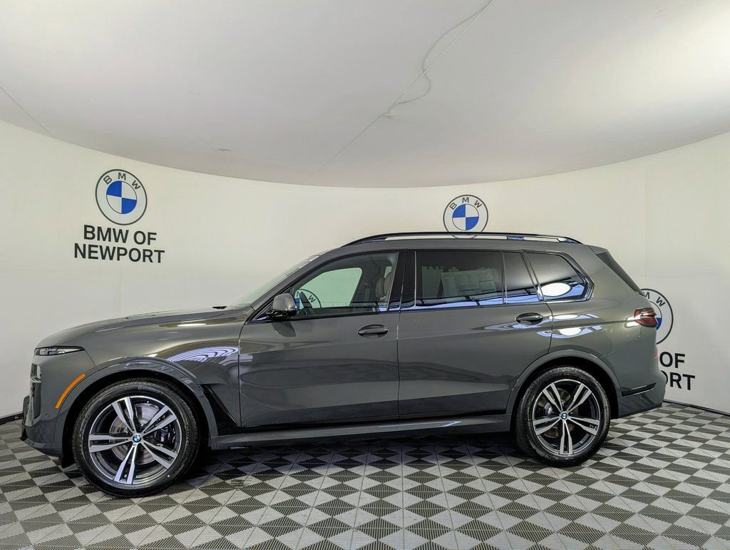 Used 2026 BMW X7 xDrive40i w/ M Sport Package image 9