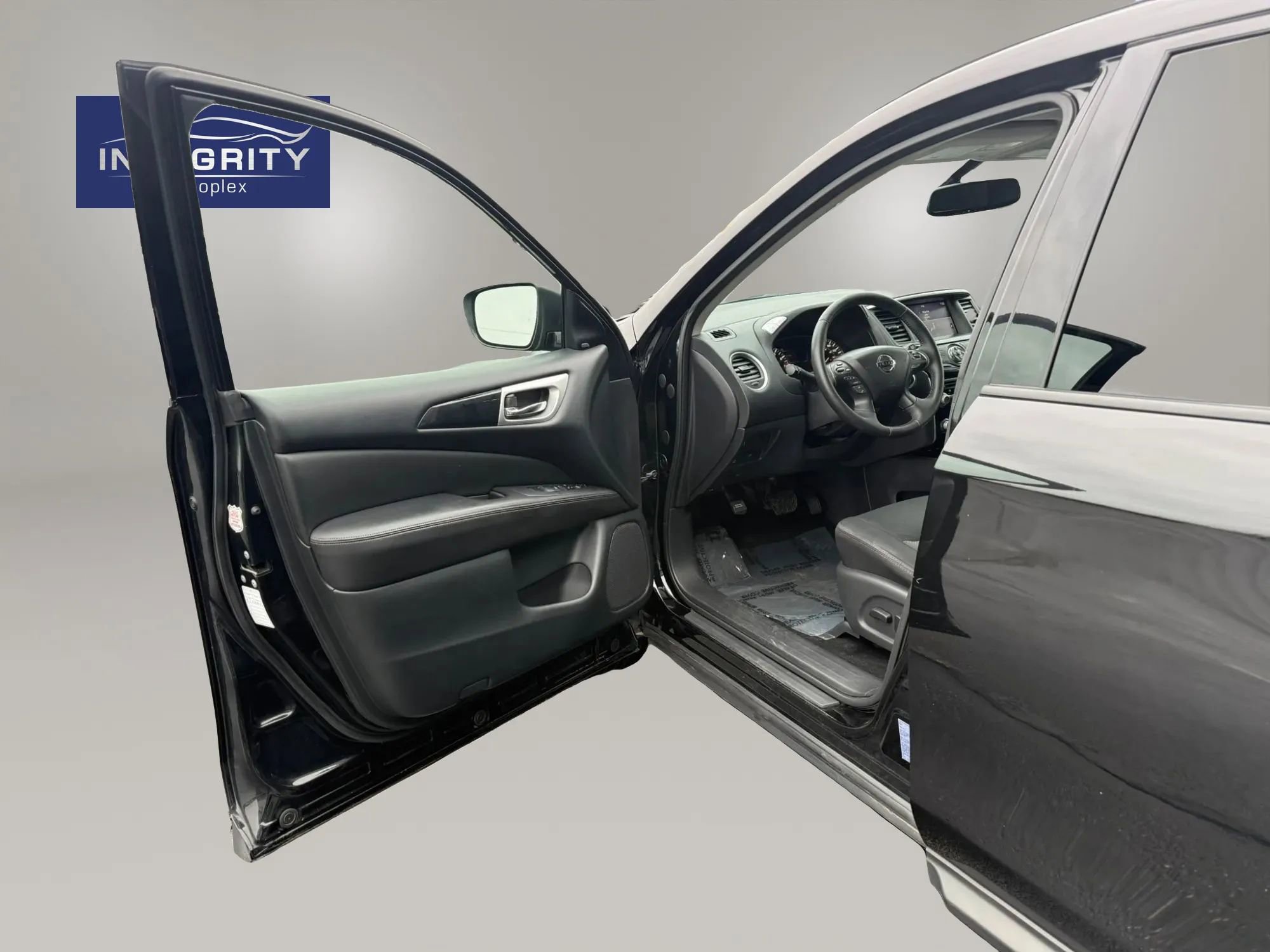 Used 2019 Nissan Pathfinder SV AWD/4WD image 9