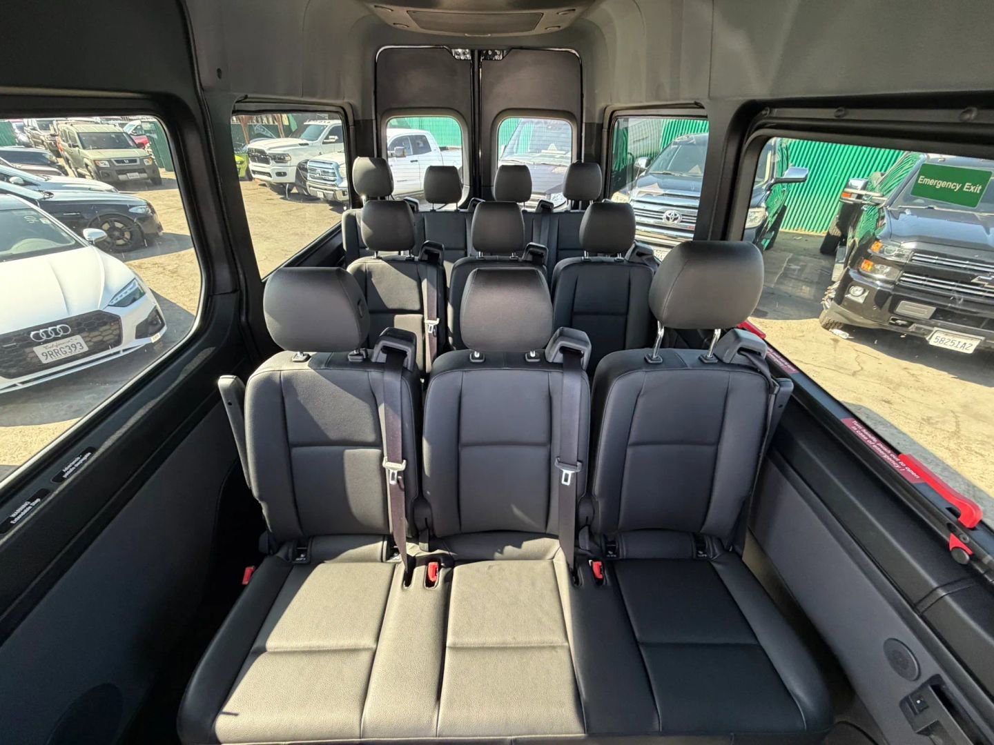 Used 2019 Mercedes-Benz Sprinter 2500 image 18
