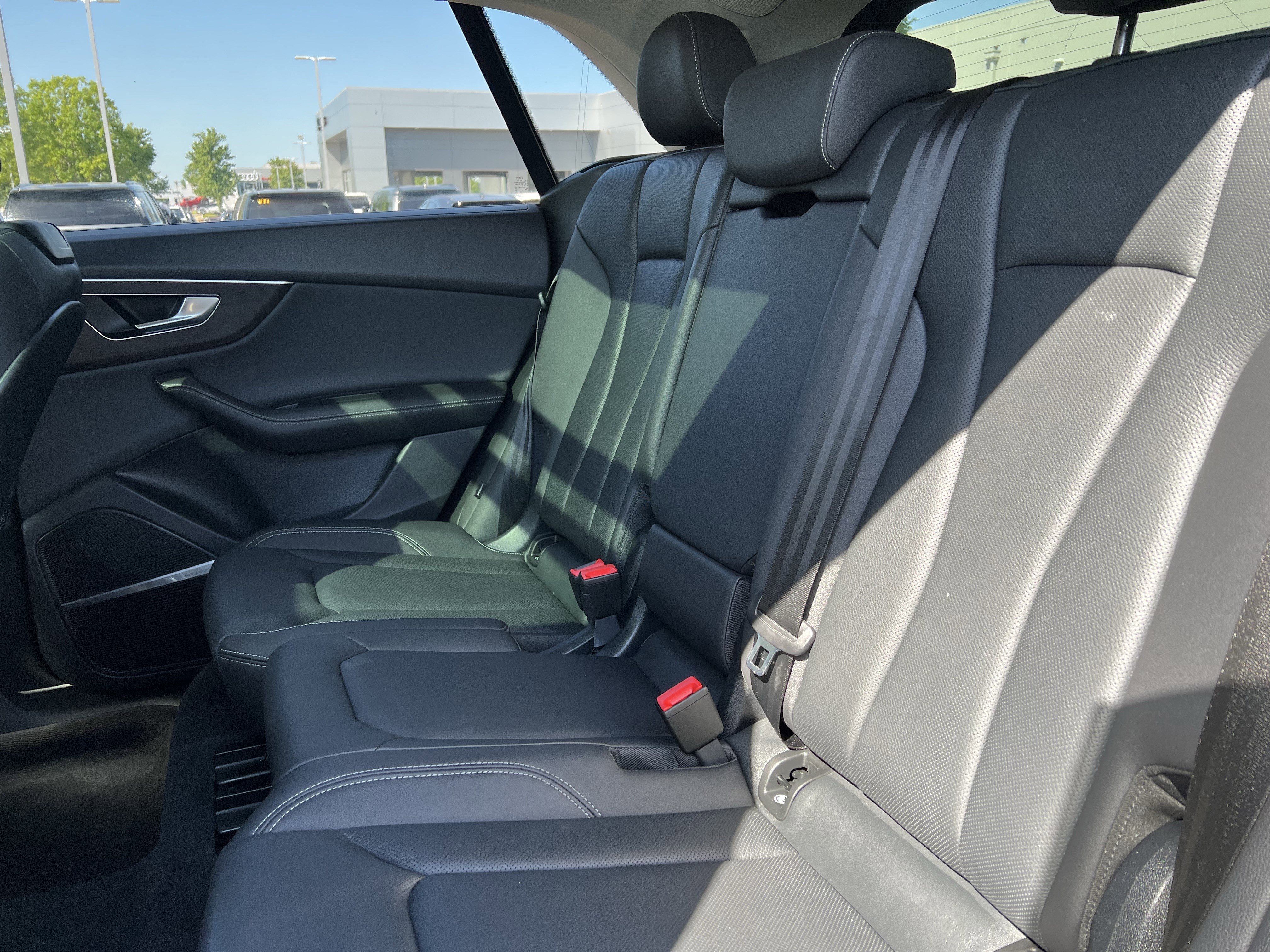 Certified 2023 Audi Q8 Premium Plus w/ Premium Plus Package AWD/4WD image 33