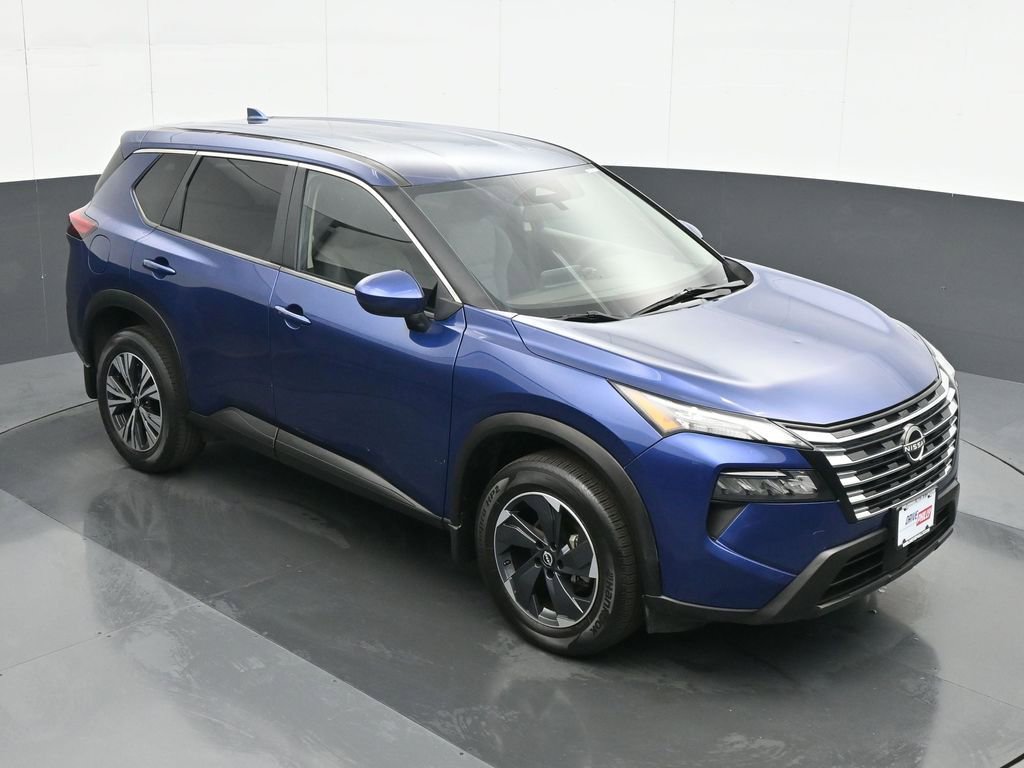 Used 2023 Nissan Rogue SV image 24