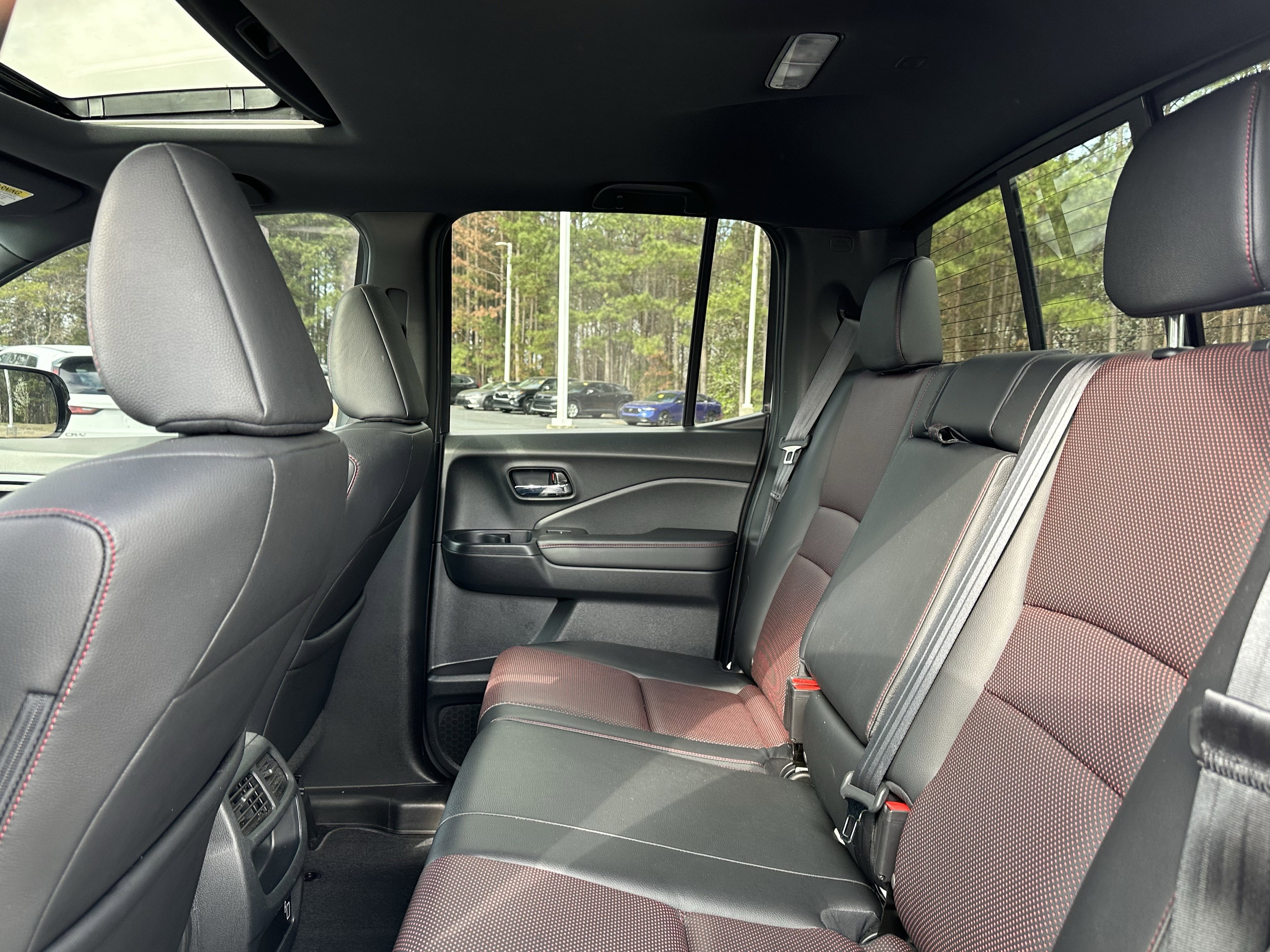 Used 2023 Honda Ridgeline Black Edition image 9