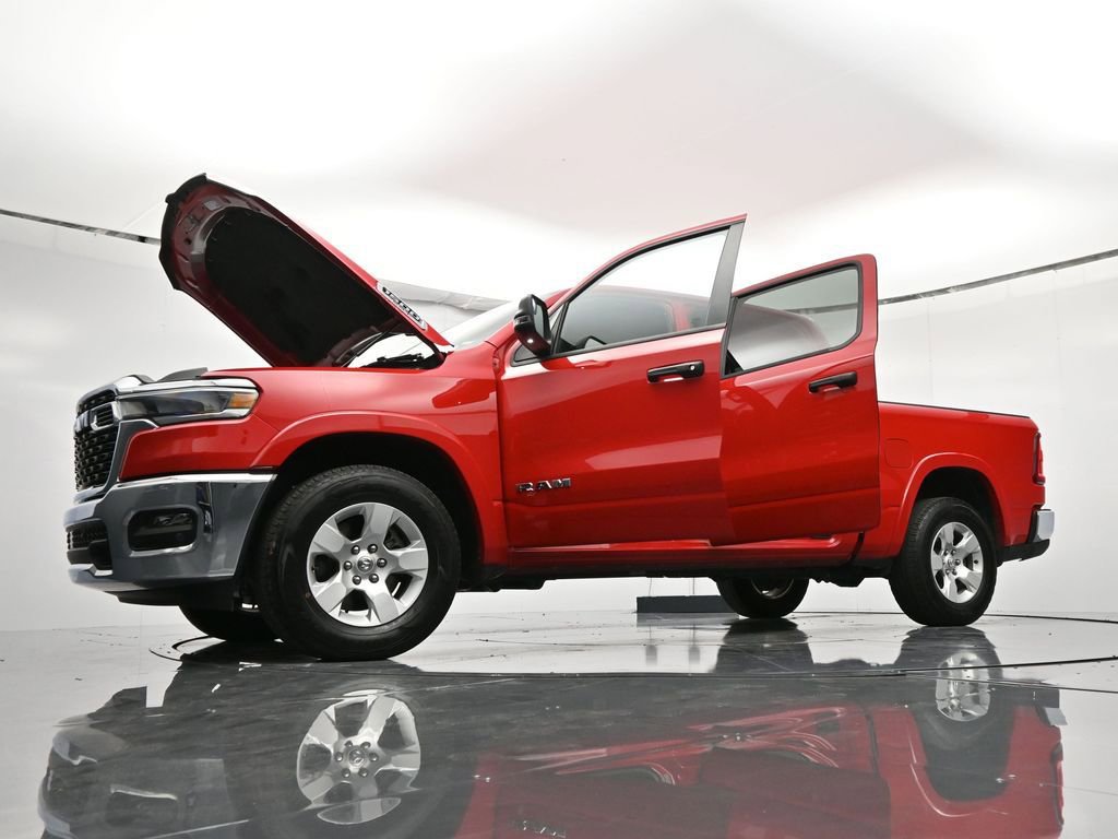 Used 2025 RAM 1500 Big Horn AWD/4WD image 47