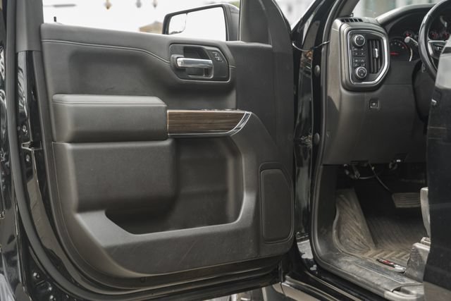 Used 2022 Chevrolet Silverado 1500 LT Trail Boss w/ LPO, Dark Essentials Package AWD/4WD image 39