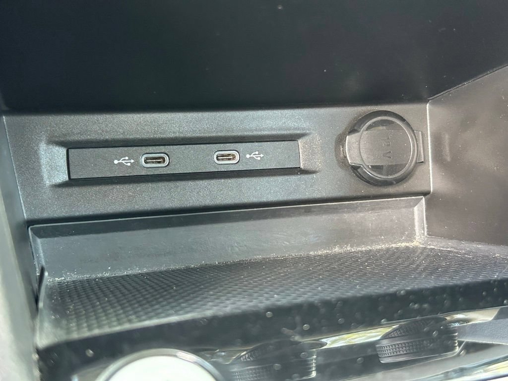 Certified 2023 Volkswagen Taos S FWD image 31