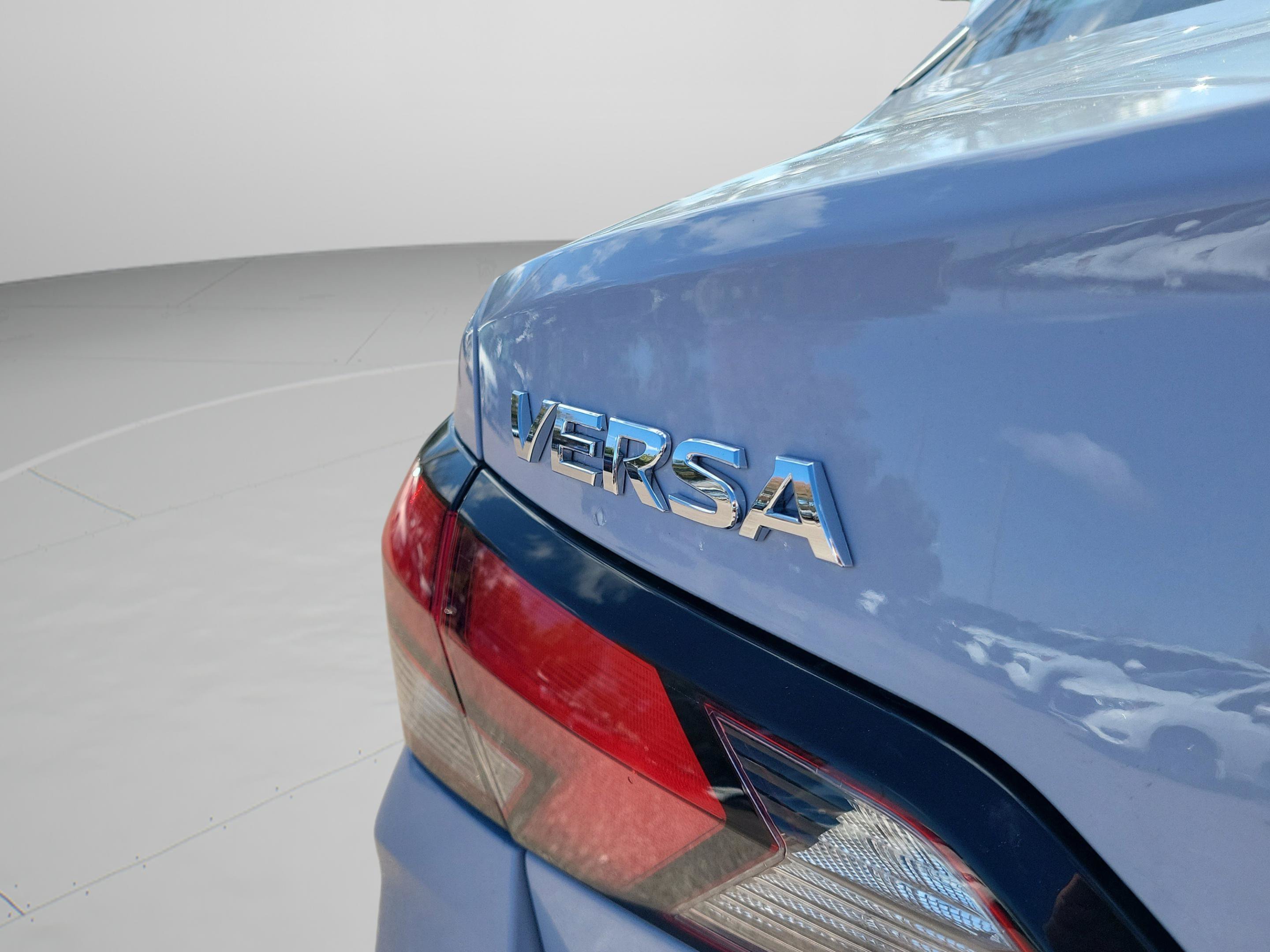 New 2025 Nissan Versa SV w/ Trunk Package FWD image 8