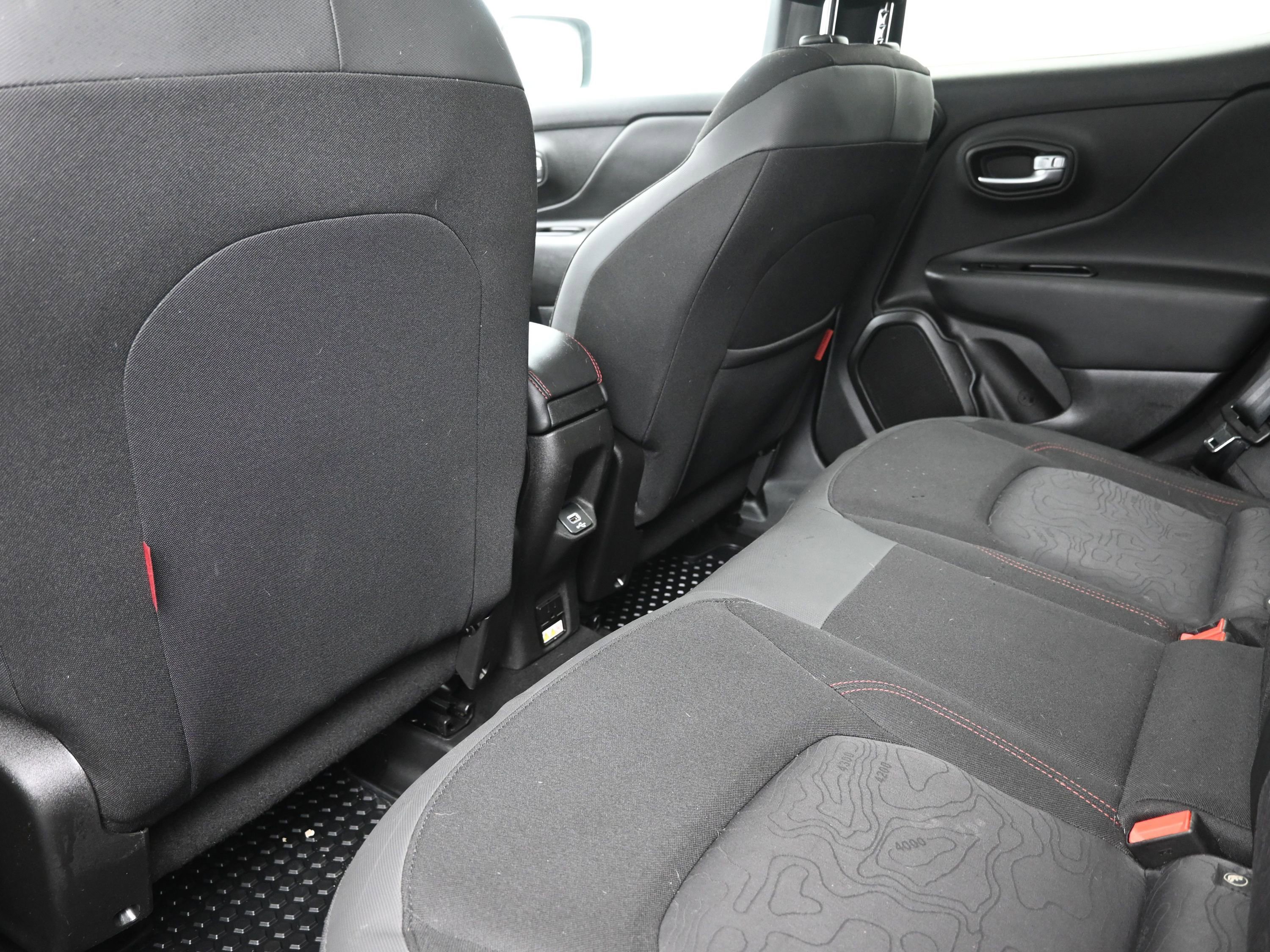 Used 2022 Jeep Renegade Trailhawk w/ Sun/Sound Group AWD/4WD image 19