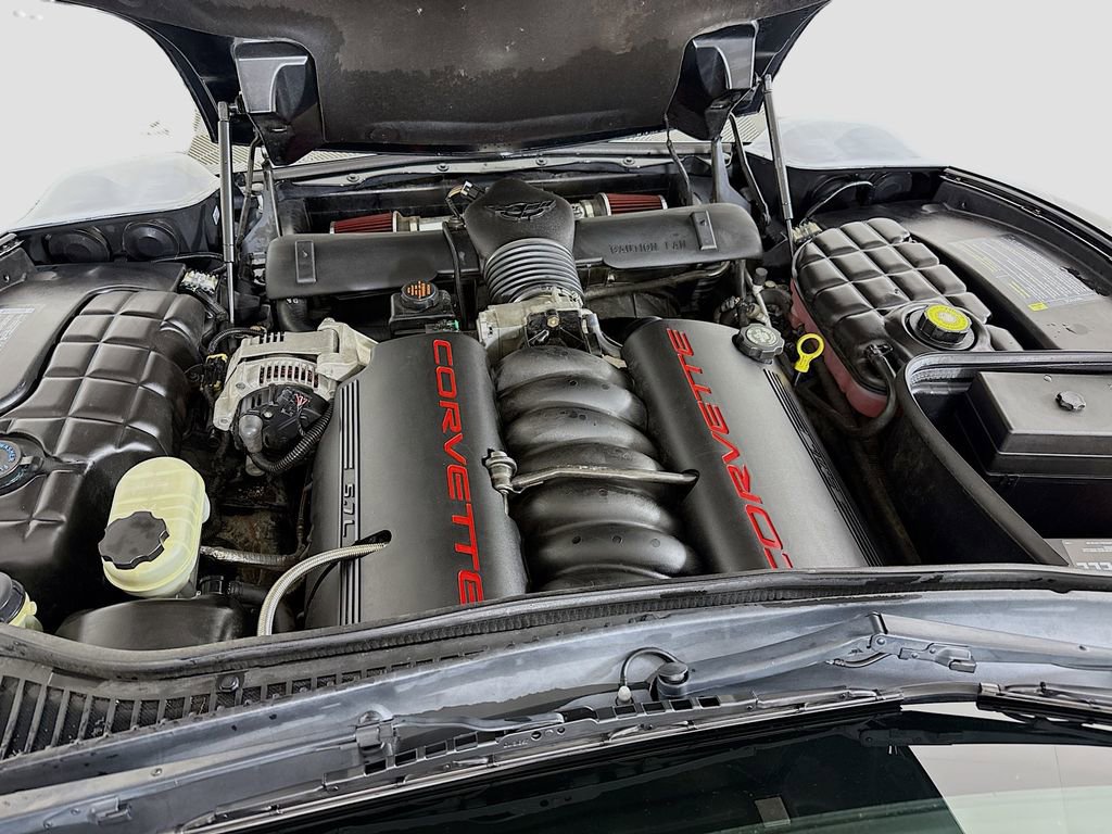Used 2001 Chevrolet Corvette Convertible w/ Preferred Equipment Group2 image 25