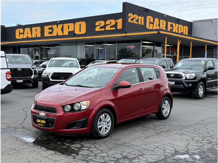 Used 2014 Chevrolet Sonic LT FWD image 22