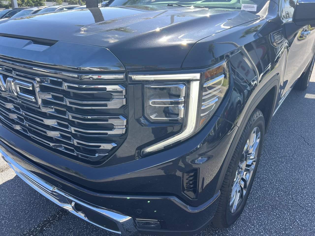 Used 2023 GMC Sierra 1500 Denali Ultimate AWD/4WD image 6