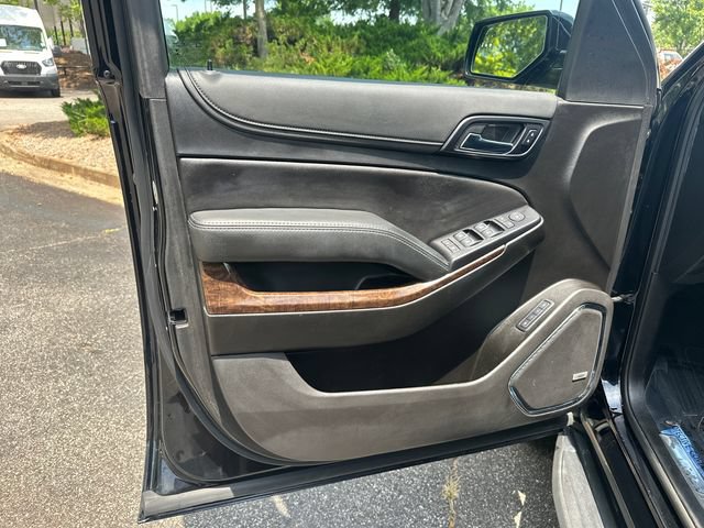 Used 2020 Chevrolet Suburban LT w/ LT Midnight Edition RWD image 12