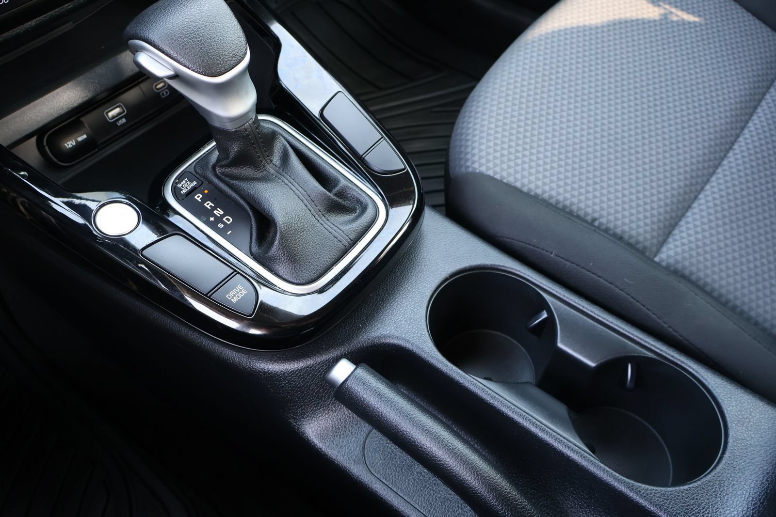 Used 2024 Kia Soul S FWD image 19
