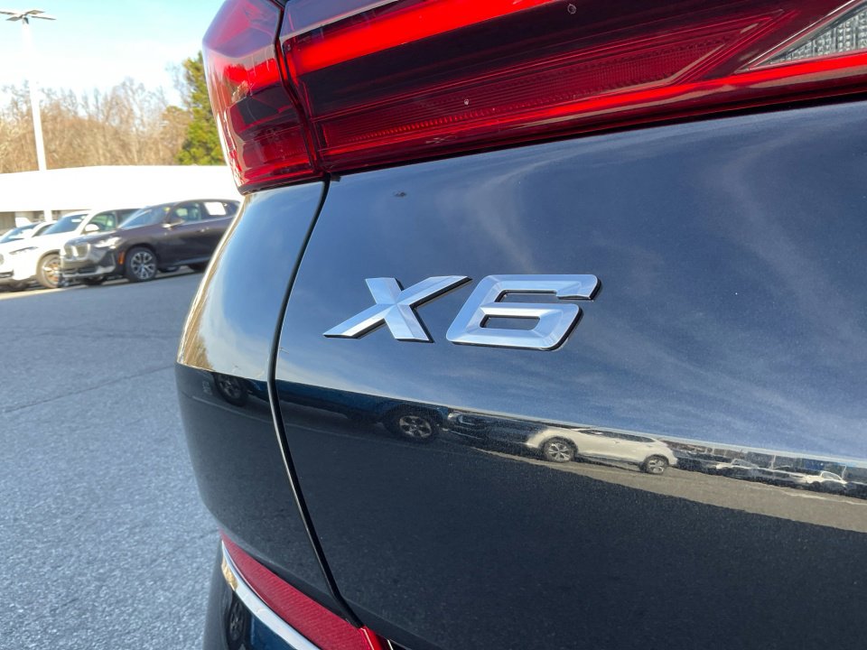 New 2026 BMW X6 xDrive40i image 14