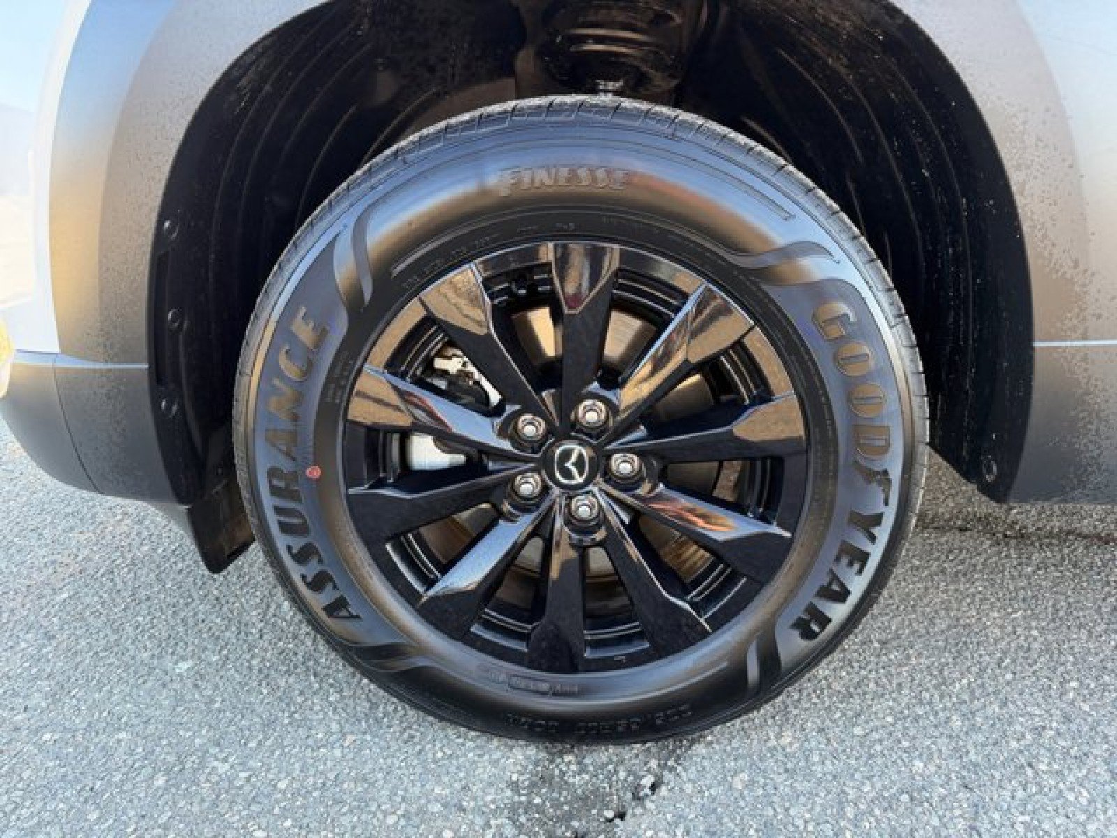 Used 2025 MAZDA CX-50 AWD 2.5 Hybrid w/ Premium Pkg image 9