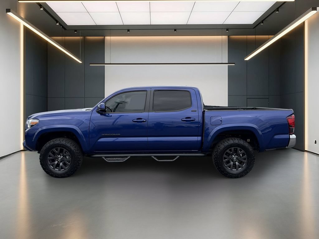 Used 2022 Toyota Tacoma SR5 AWD/4WD image 2