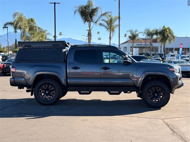 Used 2022 Toyota Tacoma Limited image 4