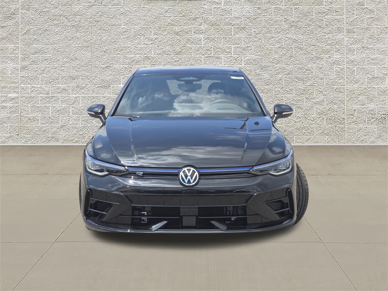 New 2026 Volkswagen Golf AWD/4WD image 2