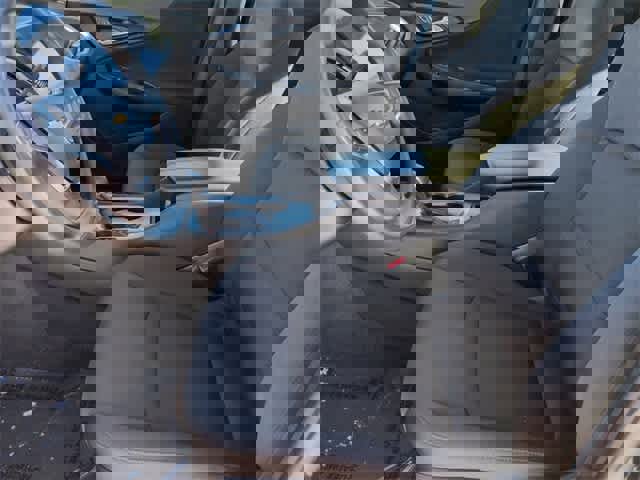 Used 2023 Chevrolet Malibu LT image 17