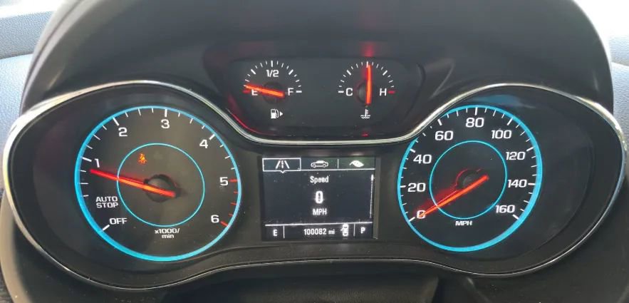 Used 2017 Chevrolet Cruze LT image 5