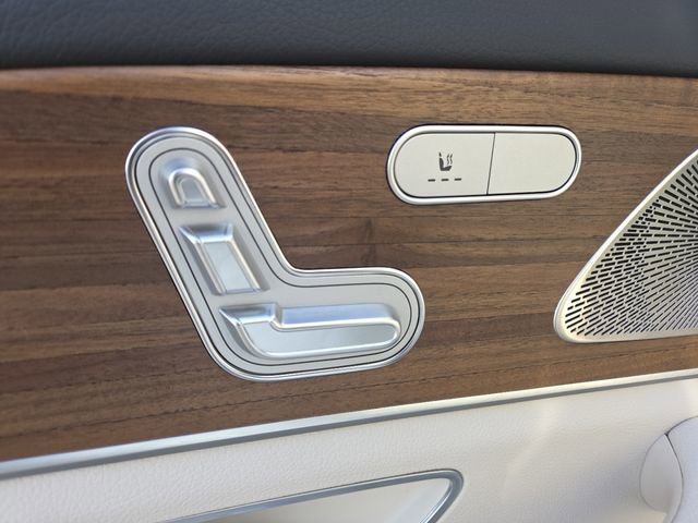 Used 2024 Mercedes-Benz GLS 450 4MATIC image 17