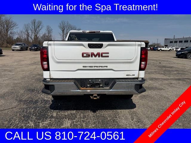 Used 2022 GMC Sierra 1500 SLE image 2