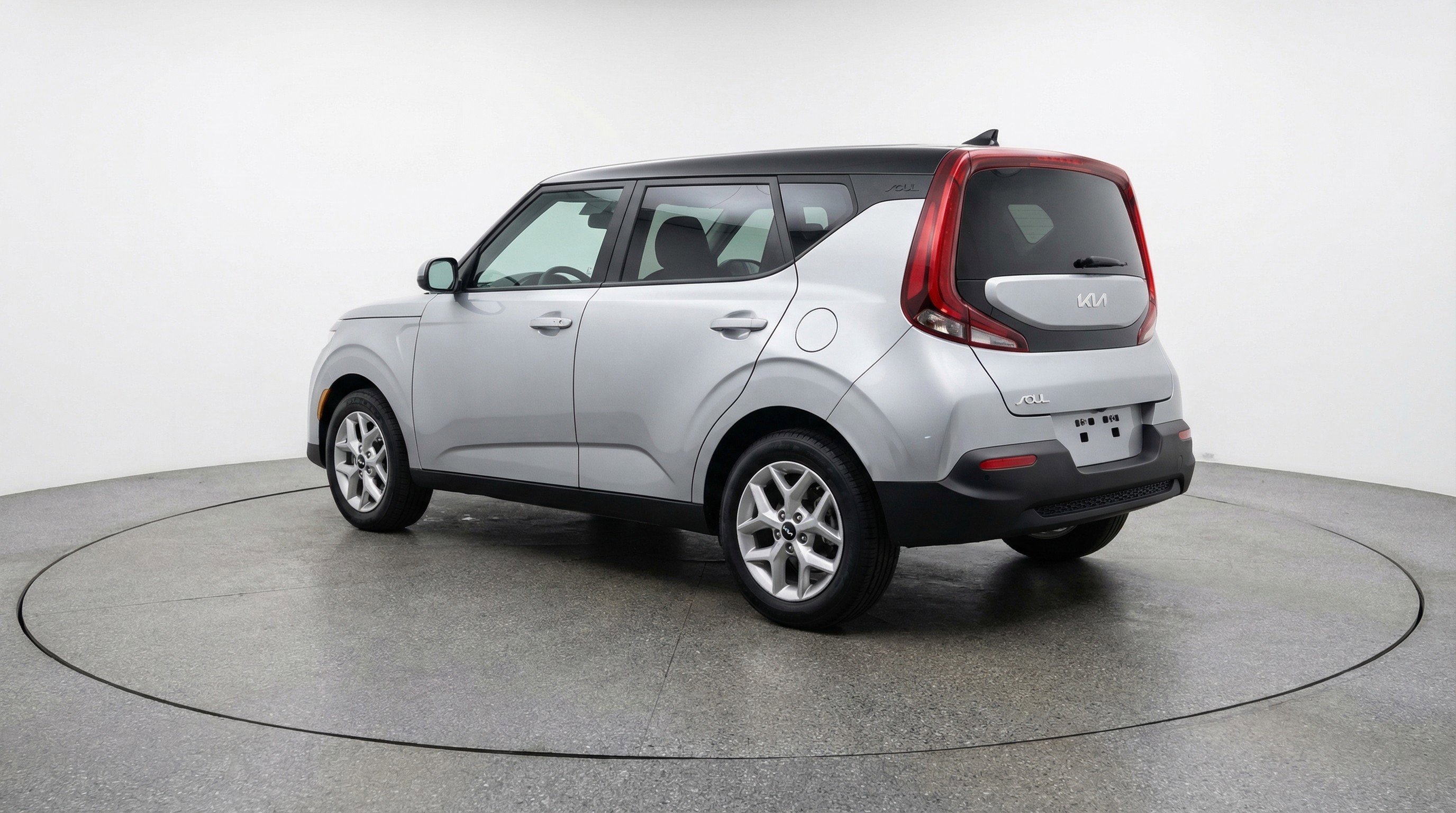 Used 2025 Kia Soul LX w/ LX Technology Package image 6