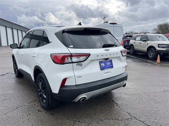 Certified 2020 Ford Escape SE image 5