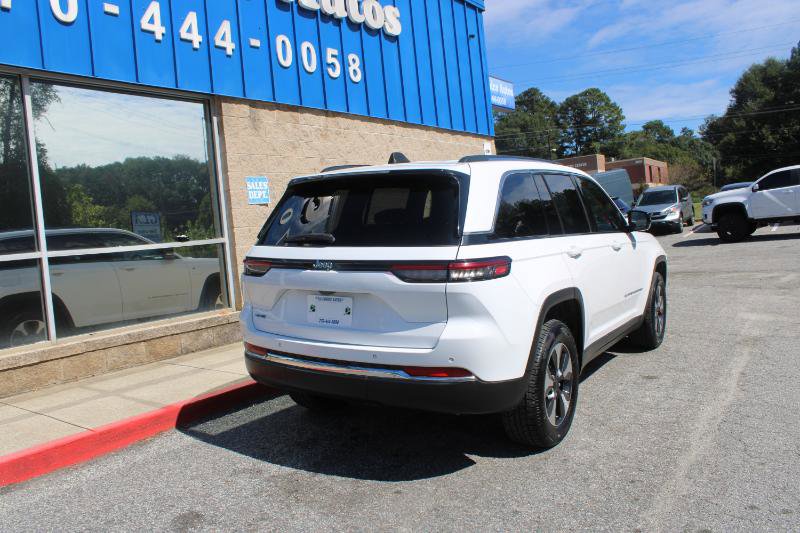 Used 2023 Jeep Grand Cherokee 4WD 4xe image 4