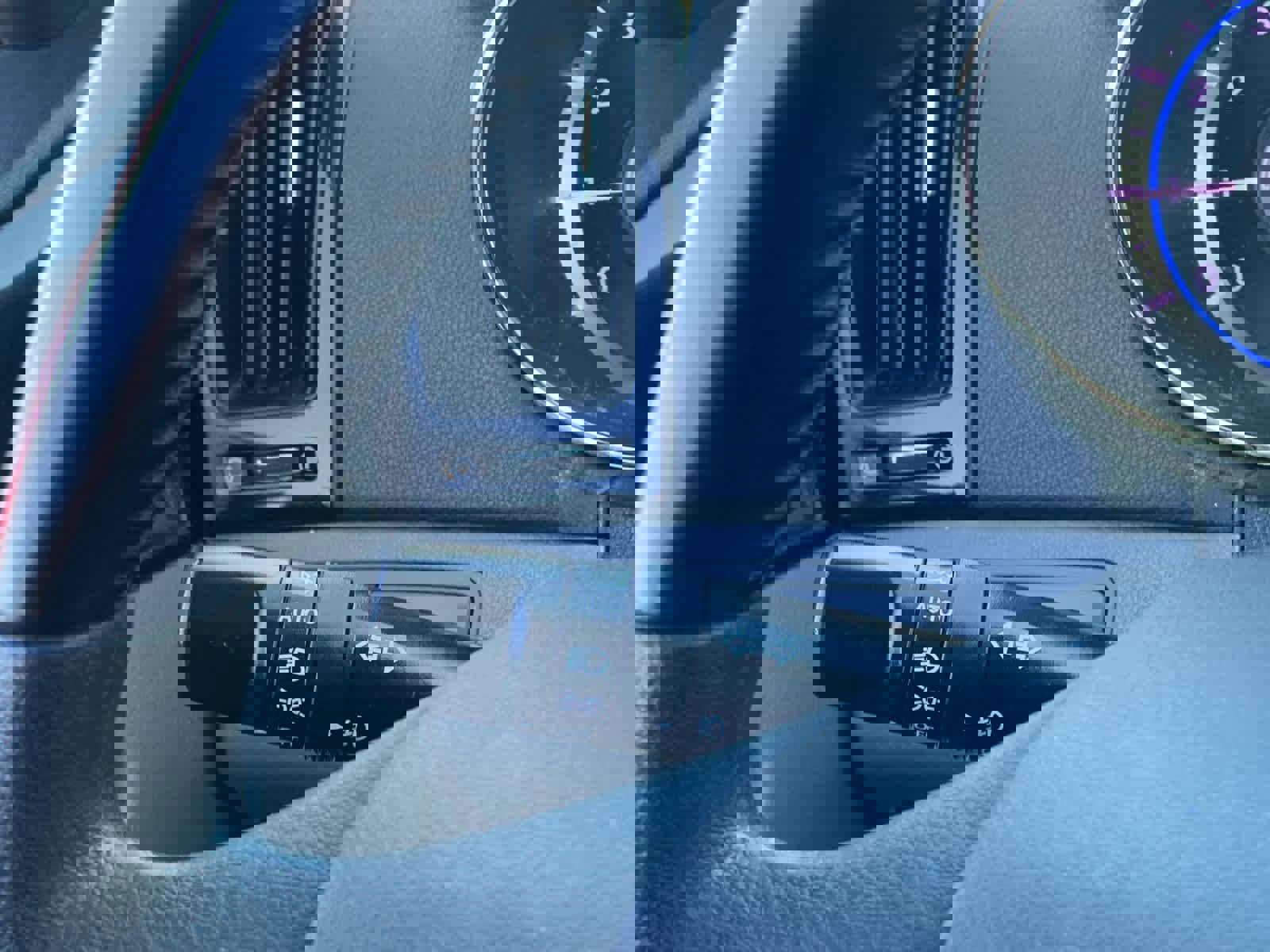 Used 2013 Hyundai Sonata Limited image 19