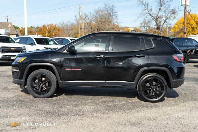 Used 2018 Jeep Compass Latitude w/ Popular Equipment Group image 10