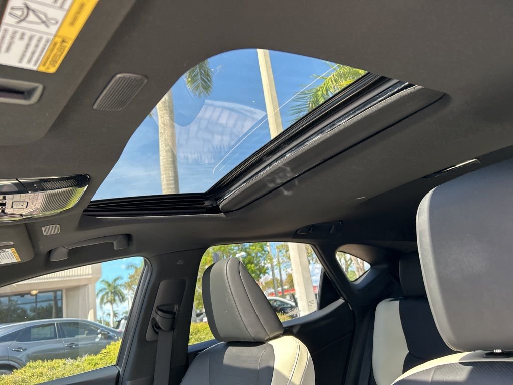 Used 2022 Lexus NX 350 AWD image 16