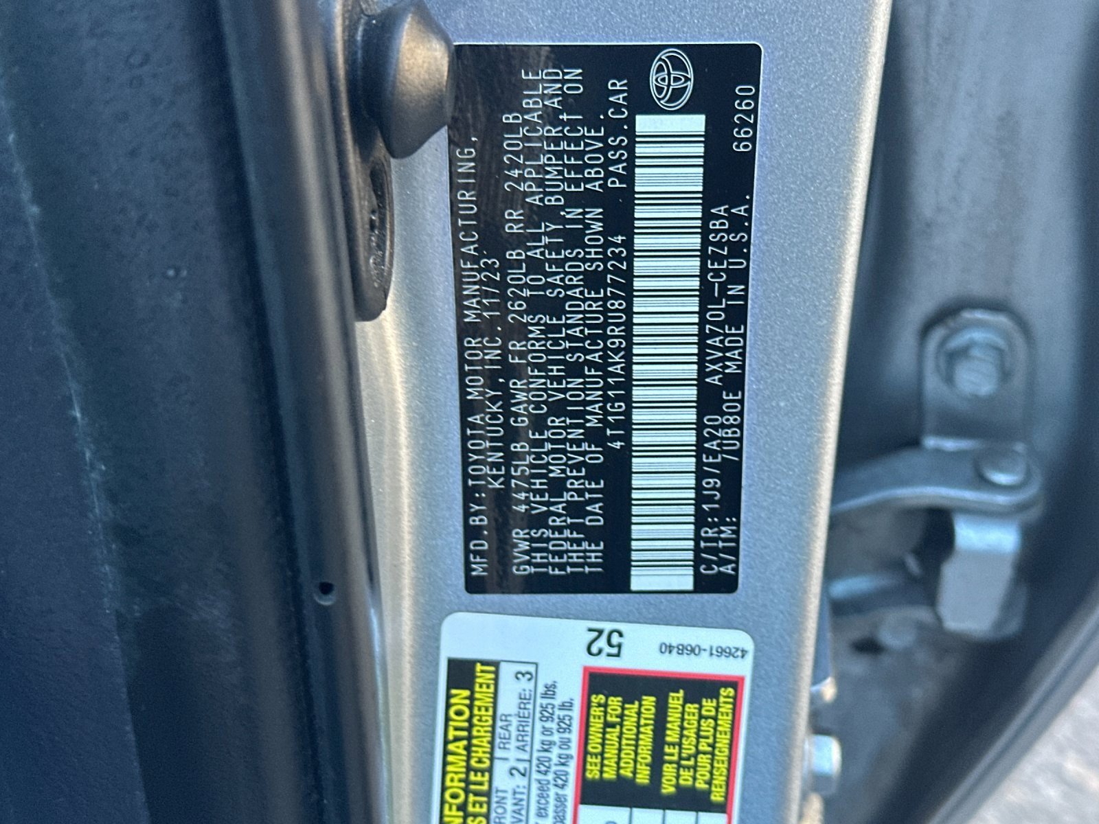 Used 2024 Toyota Camry SE image 25