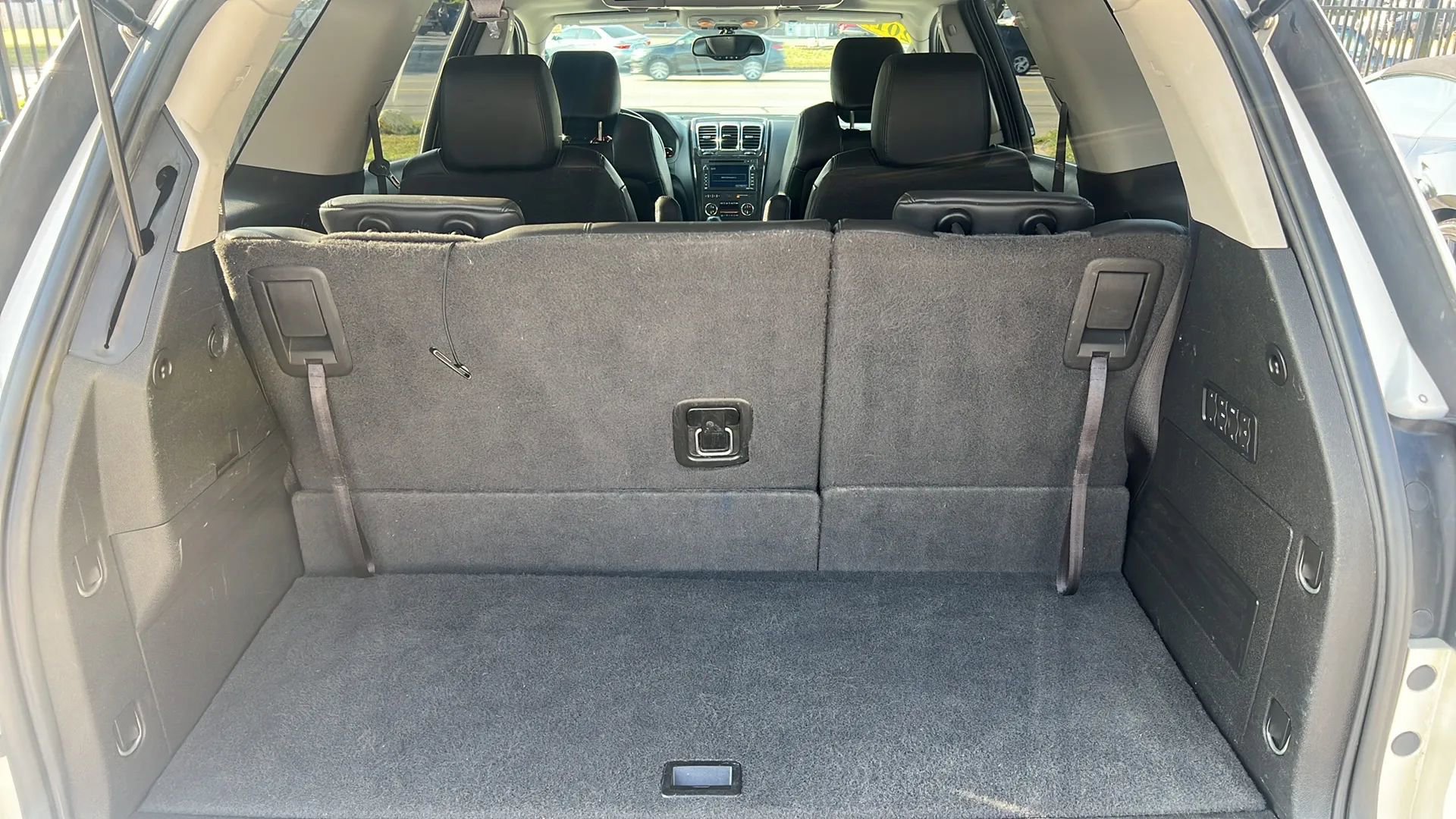 Used 2011 GMC Acadia Denali image 17