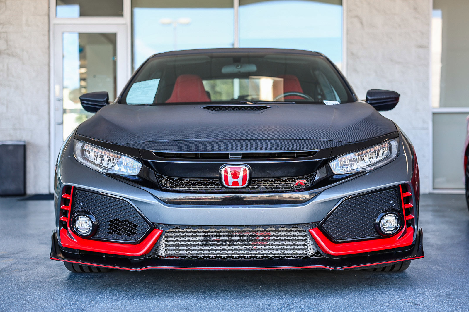 Used 2018 Honda Civic Type R image 3